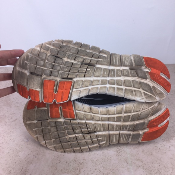 Reebok Men’s Z-pump fusion running shoes - Picture 8 of 8